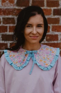 NIEBIESKA ŁĄKA kołnierzyk duży